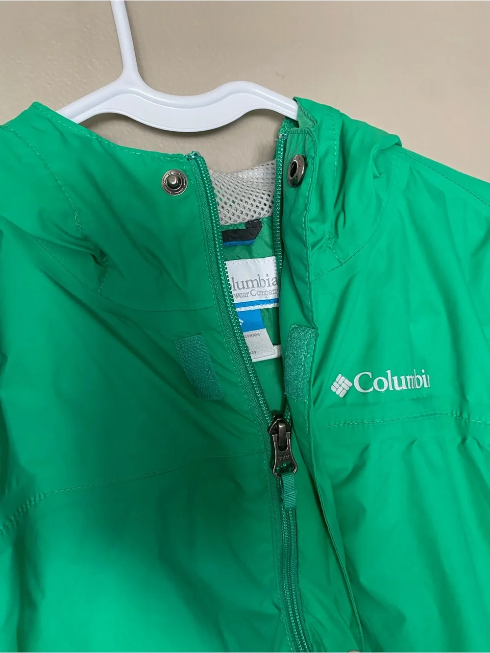 Columbia Kid Green Hooded Raincoat (Size M) 10/12